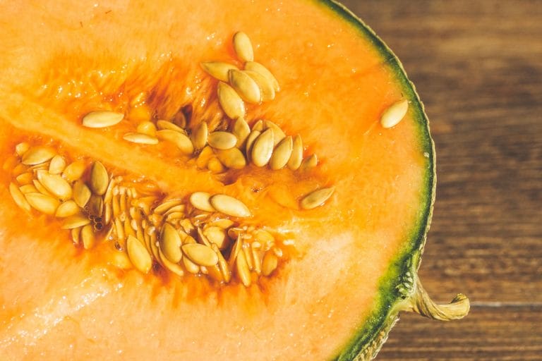 Comment choisir un melon parfaitement mûr : astuces incontournables pour une dégustation réussie